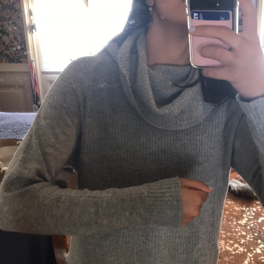 Grey turtleneck sweater